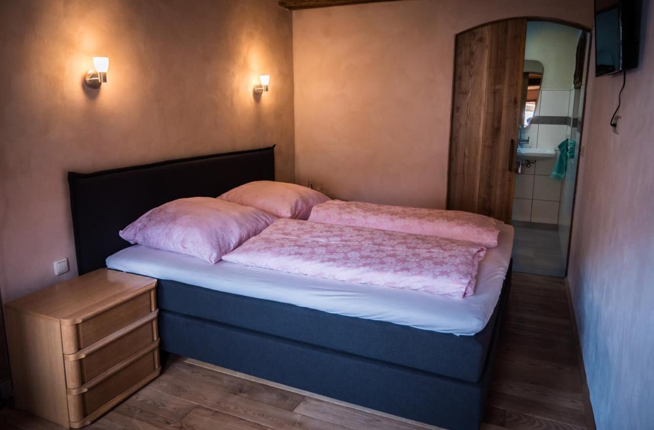 Heuhof-Breitau Gaestezimmer Sontra Eksteriør bilde